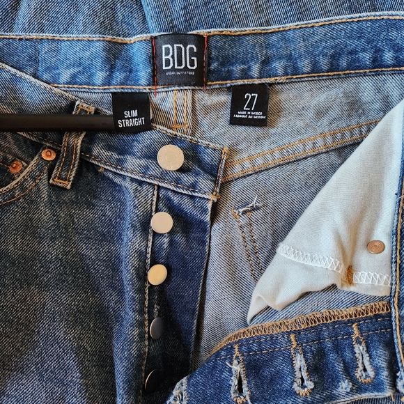 BDG Slim Straight High Rise Jeans, Medium Wash, 27W, 31L - Picture 3 of 8